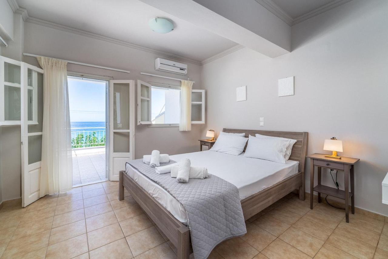 Monato Luxury Apartments Ayios Nikitas Luaran gambar