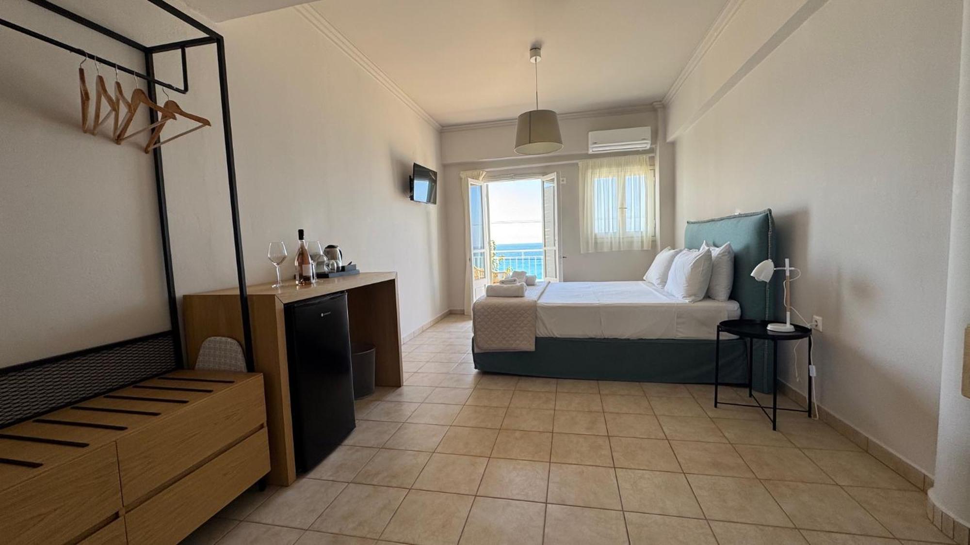 Monato Luxury Apartments Ayios Nikitas Luaran gambar